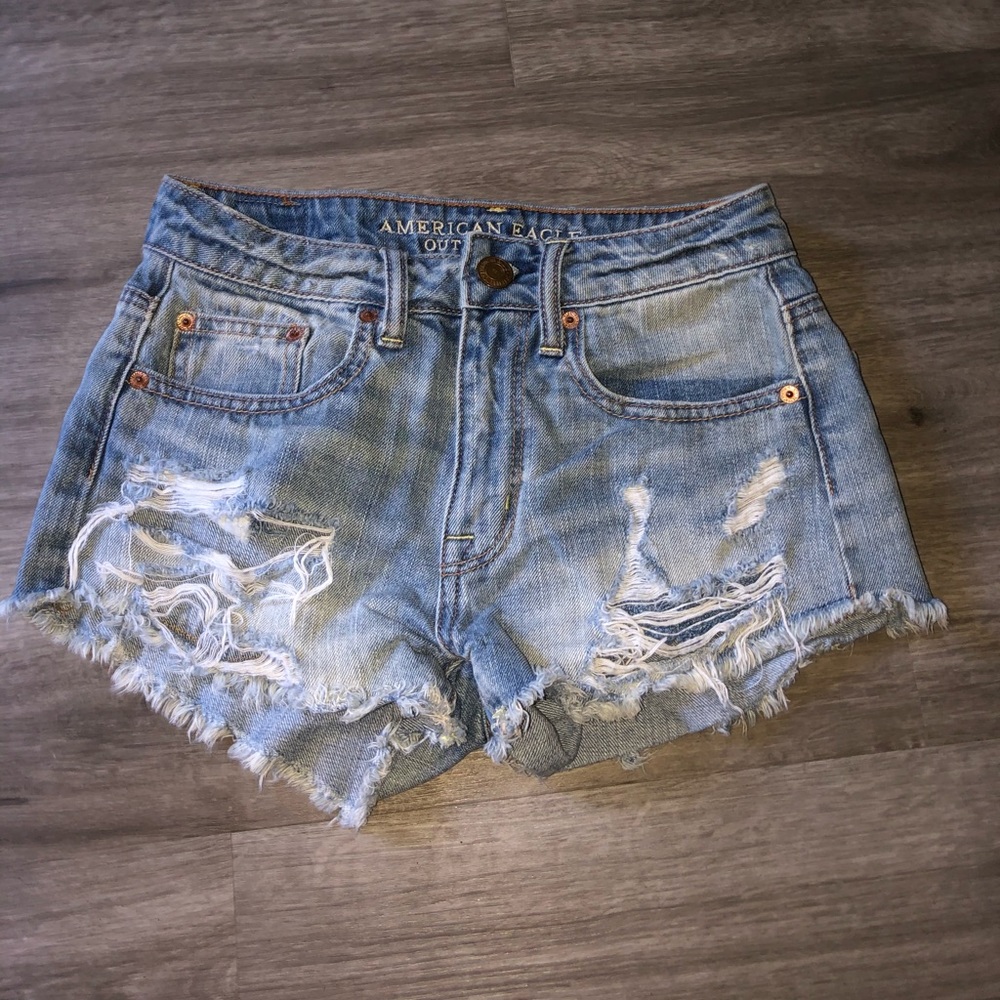 American Eagle Short Shorts